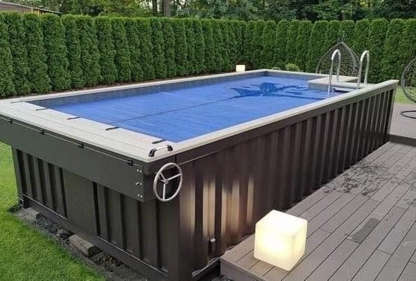Conteneur piscine – 12 m² – Profondeur max 3,9 m